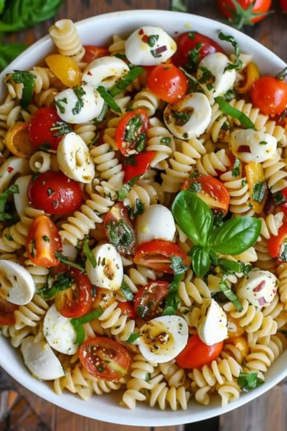 Delicious Caprese Pasta Salad Recipe