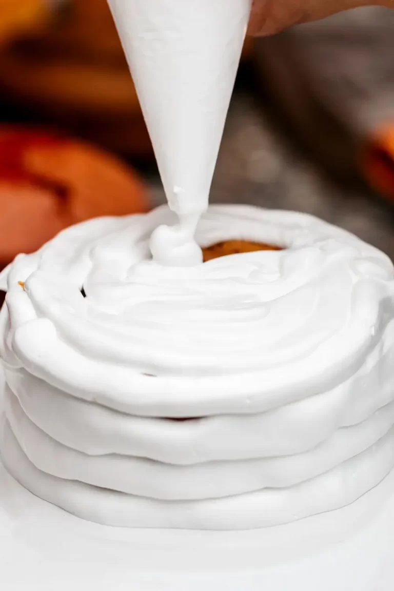 Classic Vanilla Buttercream Frosting Recipe